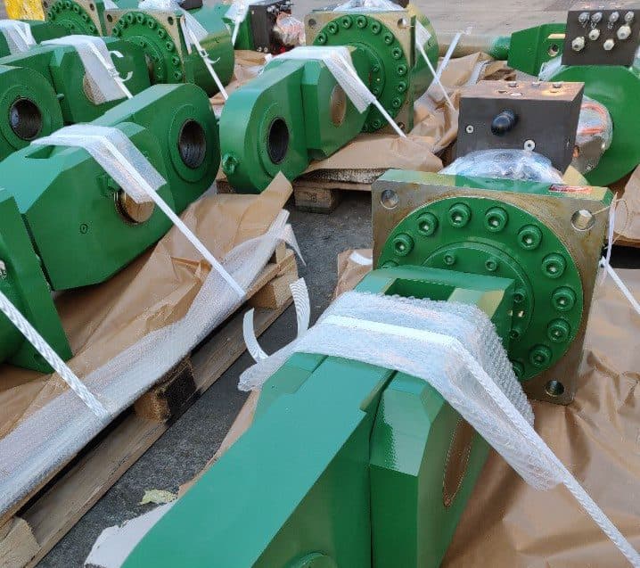 Green continuous casting cylinders packed for shipping